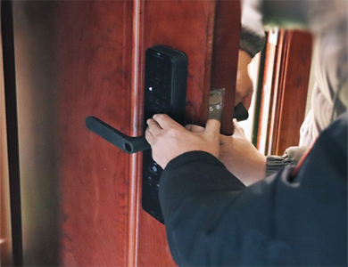 海北24小时上门开锁公司